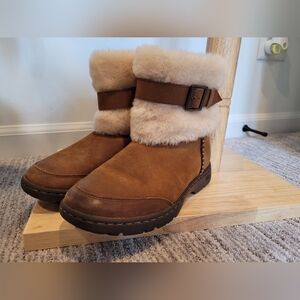 Ugg boots leather